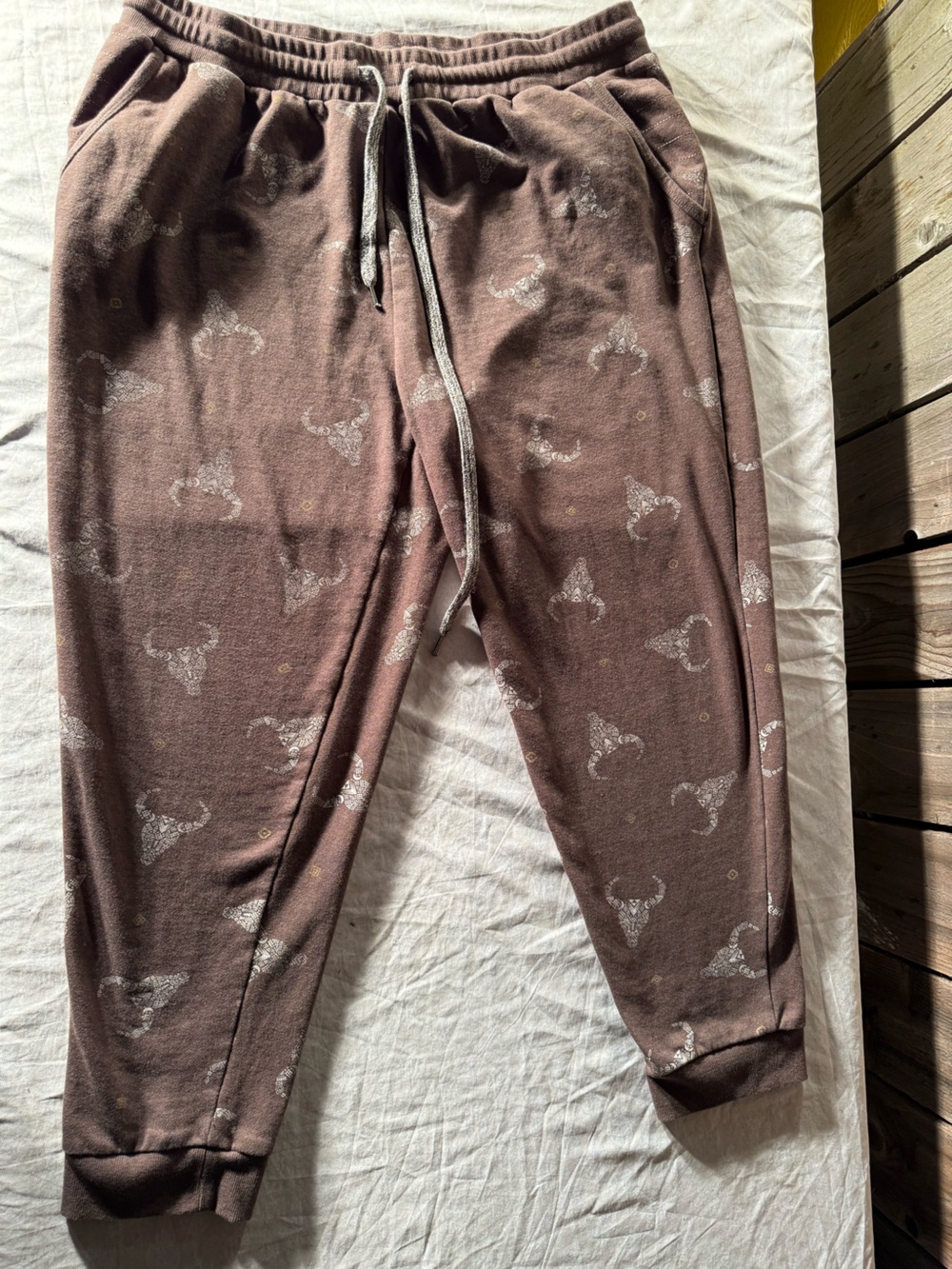 Ariat Ranch N Chill Brown Aztec Bull Skull Jogger Sweatpants Women's XXL